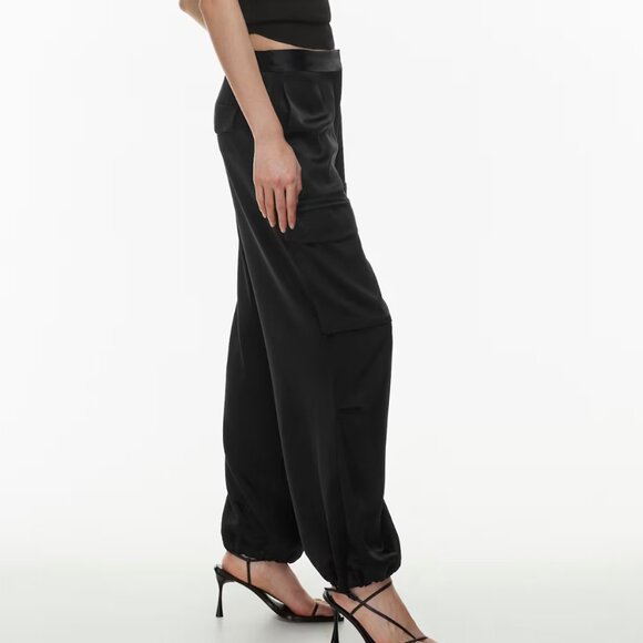 Aritzia - Alliance Satin Cargo Pant - Picture 4 of 7